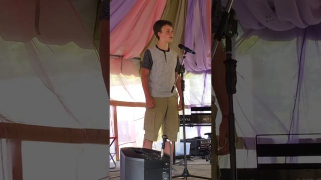 Евгений Белиловский читает стихотворение В. Солоухина "Волки" смотреть онлайн