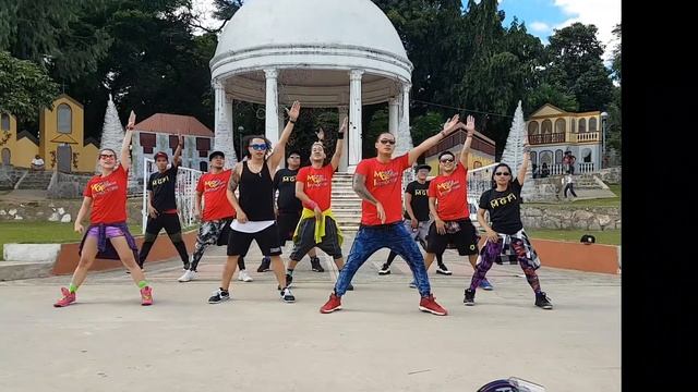 Stuck on you | 3T | Zumba® | Erwin Mendana смотреть онлайн