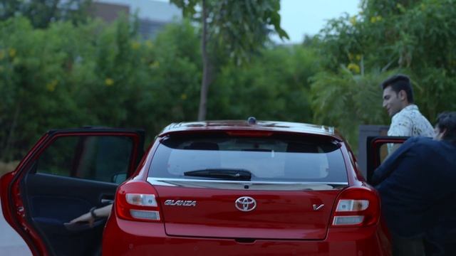 Last Minute Plans? Let’s Go Hatchin’ with the All-New Toyota Glanza смотреть онлайн