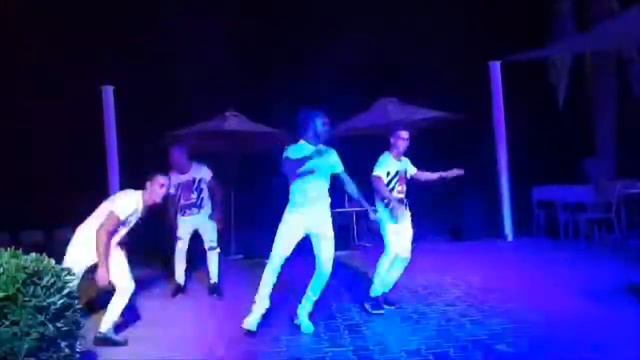 White party 🗯 смотреть онлайн