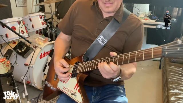 DIY Explorer Guitar Kit Review