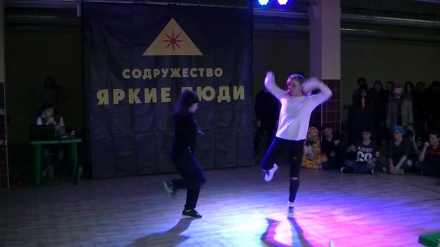 Баттл Татьяна Тенешева VS Ли Тэён - Фестиваль K-POP ЗИМА 2017 смотреть онлайн
