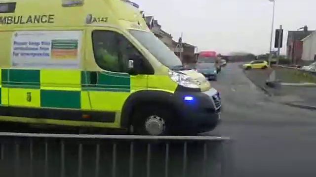North west ambulance смотреть онлайн