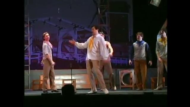 Фрагмент из оперетты «Голландочка» Новосибирского музыкального театра смотреть онлайн