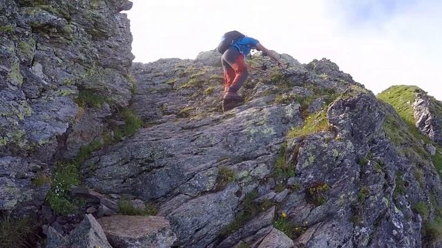 Le Grand Arc - 2484 m par le Chalet de la Thuile .Massif de la Lauzière . смотреть онлайн