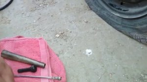 Как поменять сосок не снимая колеса