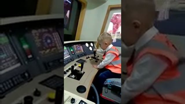 Учусь водить поезд смотреть онлайн