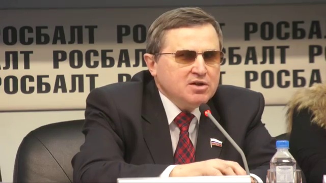 Новый закон об образовании противоречит Конституции смотреть онлайн