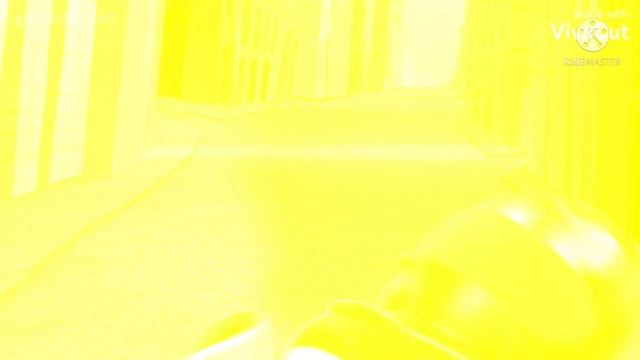 Gummy Bear Song Austrian But It's Bright Yellow смотреть онлайн