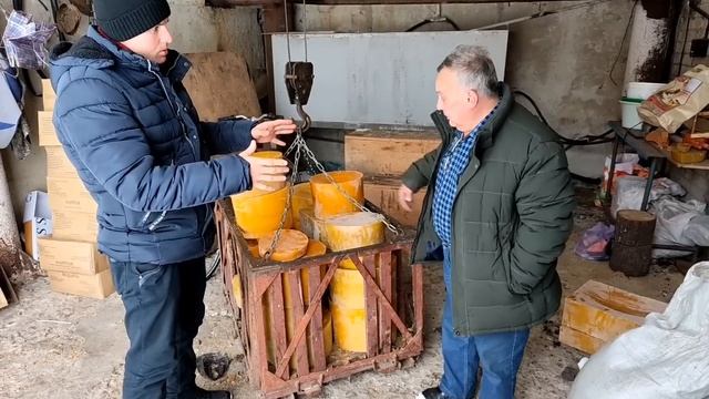 На виробництві вощини, з чистого воску. У Кулакова Ю. С (0684489456) Ґлєб смотреть онлайн
