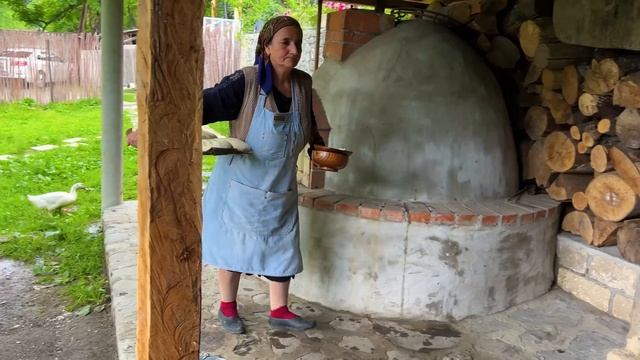 Picked a Berries and Made Jam! Rustic Mulberry Sweetness смотреть онлайн