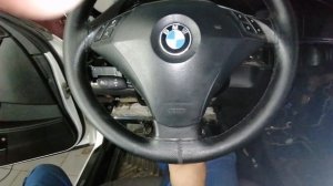 BMW E60 как снять подушку аирбега на руле.