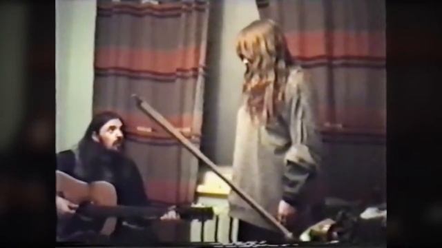 Яна Дягилева, архивные съемки до и после концерта в Череповце 1990. смотреть онлайн