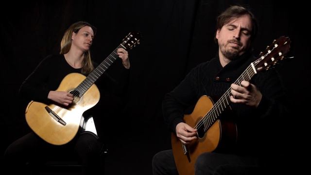 Guitar Duo KM - Präludium BWV 825, J.S. Bach смотреть онлайн