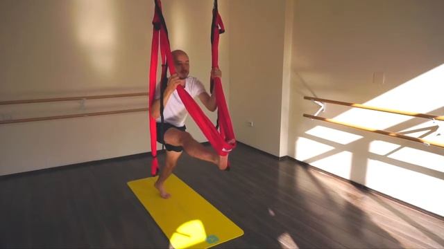 Air Yoga - 9 posturi de stretching смотреть онлайн
