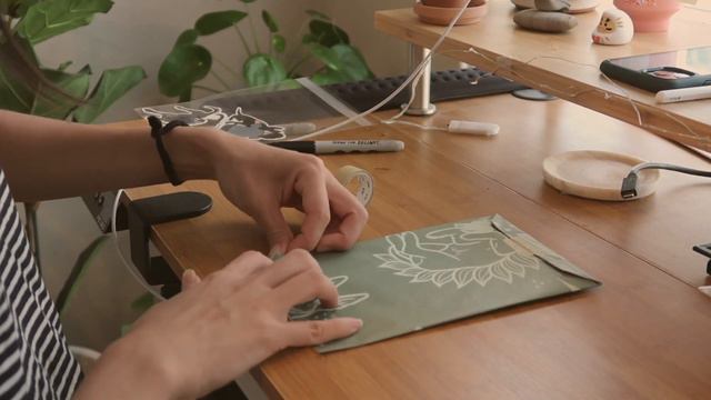 packing orders, new cards, pet portrait, and propagating pilea plants 🌱studio vlog смотреть онлайн