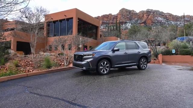 2023 Honda Pilot vs Nissan Pathfinder.. Proper 3-Rows смотреть онлайн