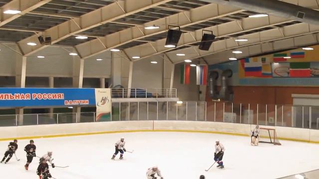 2017-02-11 Стрела (2003) - Нефтяник (2:5) смотреть онлайн