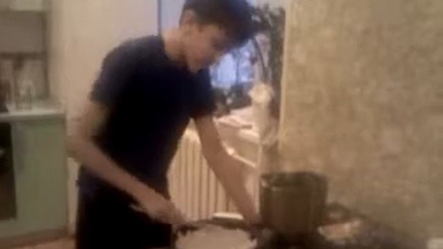 Готовлю Шарлотку Часть 2