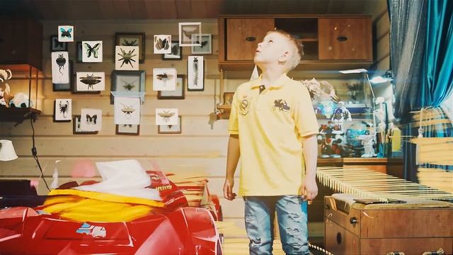 Резолют - рекламный ролик №2 мобильного приложения "Kids Corner" (Детский уголок) смотреть онлайн