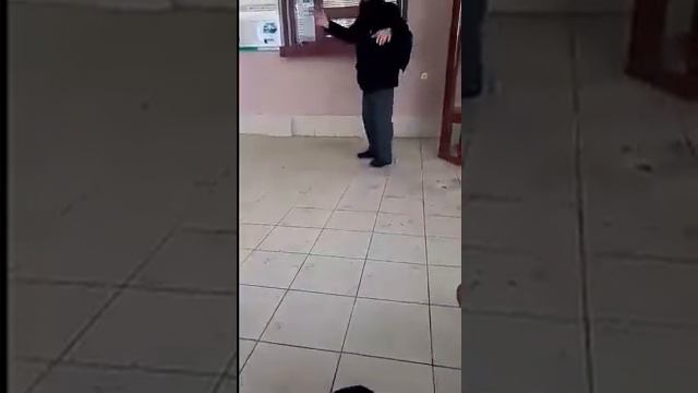 Бухой мужик поёт)))))))))) смотреть онлайн