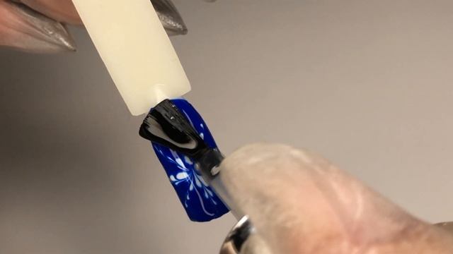 Новогодний маникюр❄️ЭКСПРЕСС дизайн на НОВЫЙ ГОД. МК Снежинки . Зимний дизайн ногтей.NAIL ART смотреть онлайн