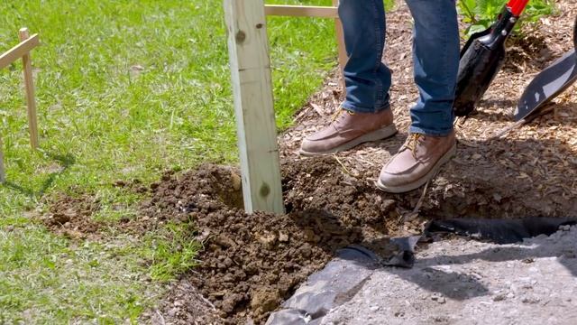 How to Set a Post for a Fence or Deck смотреть онлайн