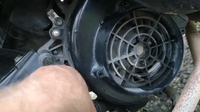Sym jet 4 50 /125 как заменить масло в двигателе и какое масло лучше? смотреть онлайн