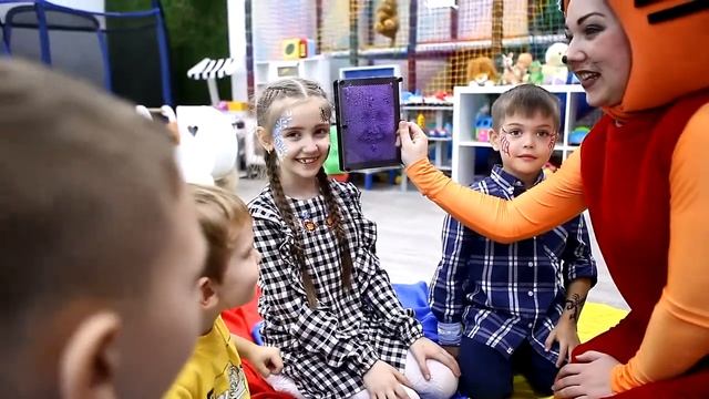 Бомбическое открытие Улыбника Креативное #Proстранство смотреть онлайн