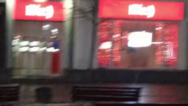 01.12.2021 Brest Belarus .. Вечером, после чашечки кофе... Прогулка перед сном...Walks with Victori смотреть онлайн