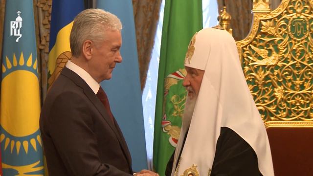Состоялась встреча Патриарха Кирилла с мэром Москвы С.С. Собяниным смотреть онлайн