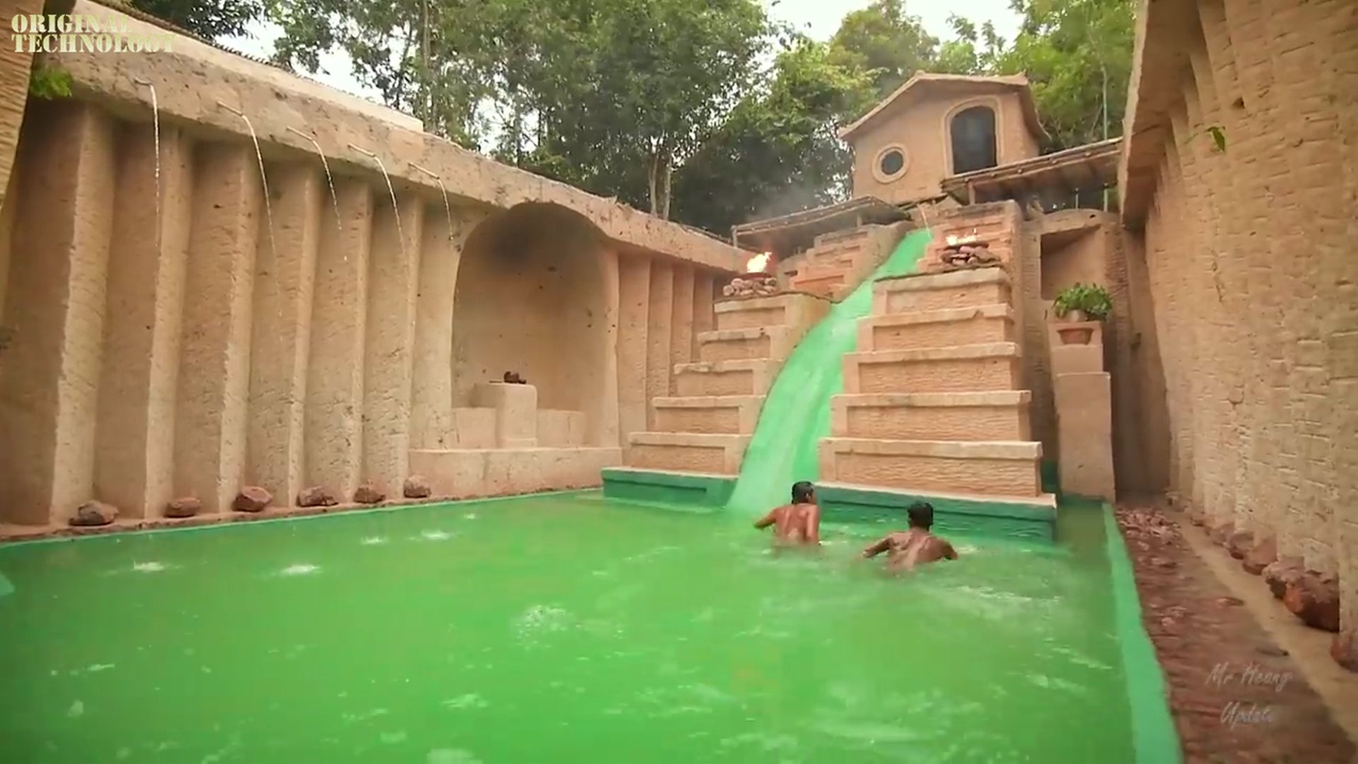 За 278 дней построили аквапарк с подземной водной горкой.