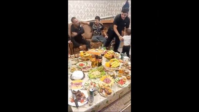 День рождения Януша 🥳 смотреть онлайн