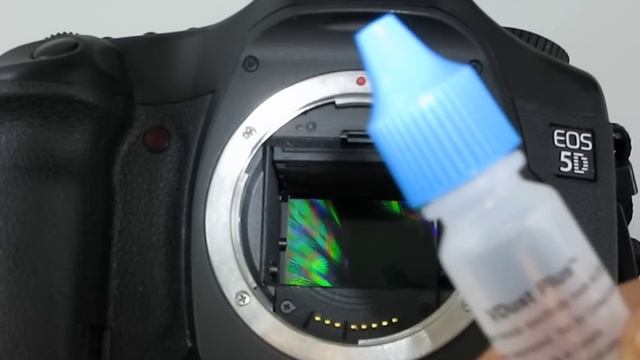 Canon EOS 5D sensor cleaning using VDust Plus solution and DHAP Orange swabs 1.6x / 16 mm смотреть онлайн