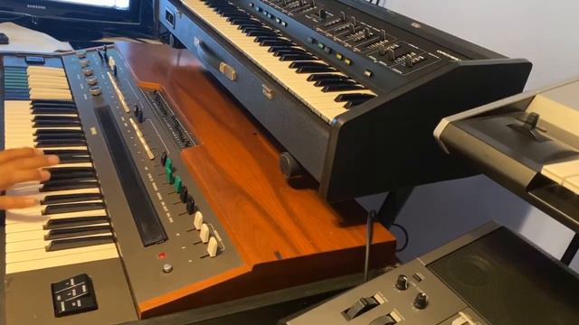 Samples Organo YAMAHA YC30 смотреть онлайн