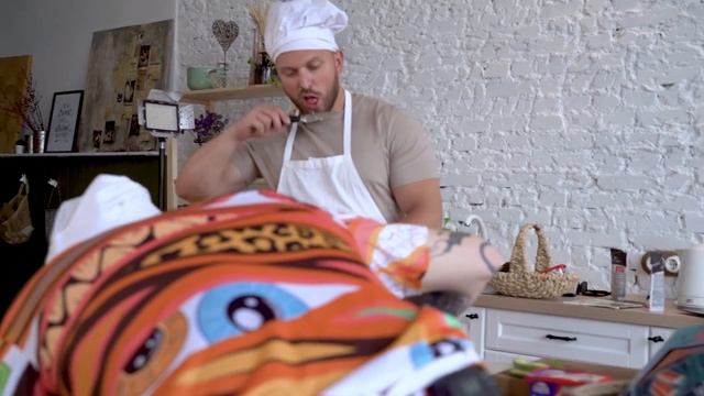 Готовим РОЛЛЫ без рецепта! ЧЕЛЛЕНДЖ! смотреть онлайн