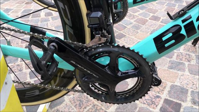 Wout Van Aert's Bianchi Oltre XR4 2020 смотреть онлайн