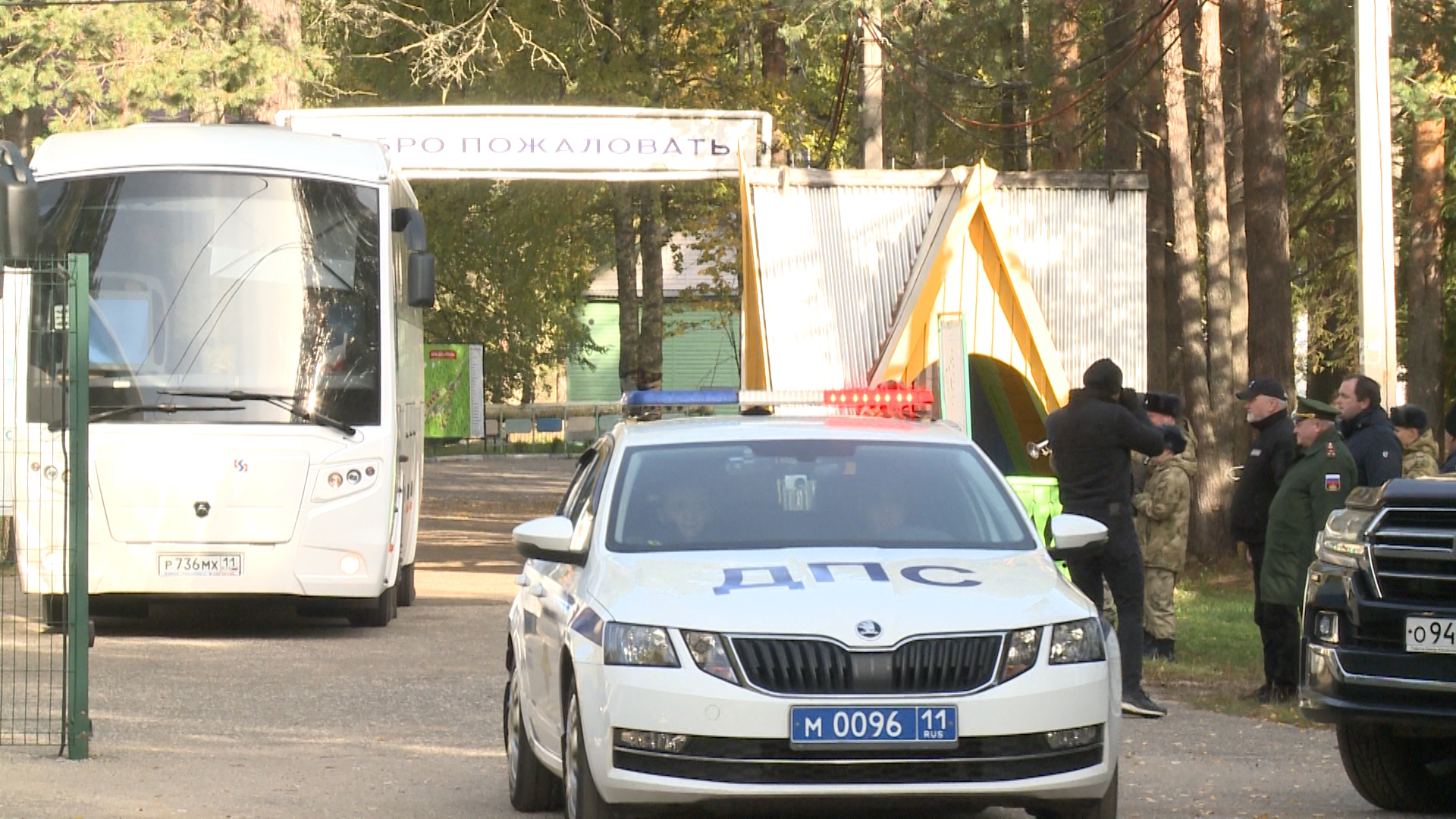 Владимир Уйба об отправке второй команды жителей Коми, призванных на военную службу по мобилизации смотреть онлайн