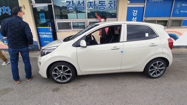 Г Чонан. Приехали за осмотром Kia Morning, но цвет оказался бежевый, с таким цветом не покупаем