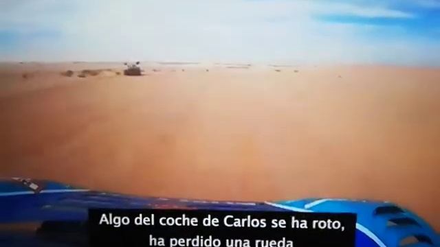 Carlos Sainz pierde una rueda en plena especial del Rally Dakar grabado desde el coche coronel смотреть онлайн