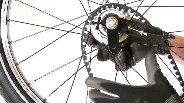 How to change the rear wheel on your TILT folding bike ? смотреть онлайн