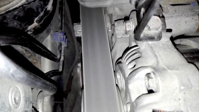 Civic 4d 2008. Шум натяжителя приводного ремня.