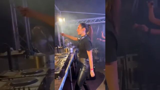 Girl DJ Mixer Master//party dance///Enjoy म्यूजिक//मस्ती । смотреть онлайн