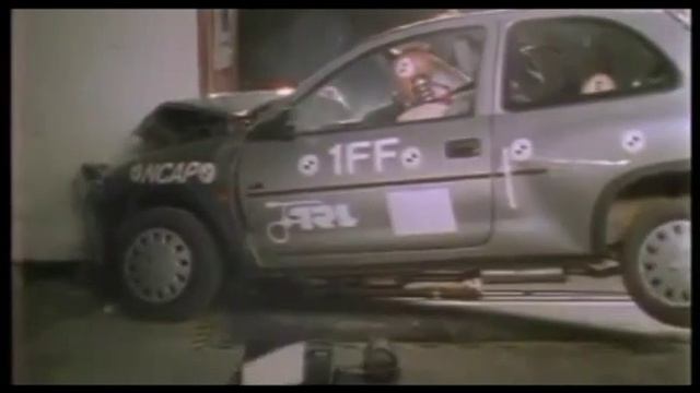 Crash test Opel Corsa 1997 смотреть онлайн