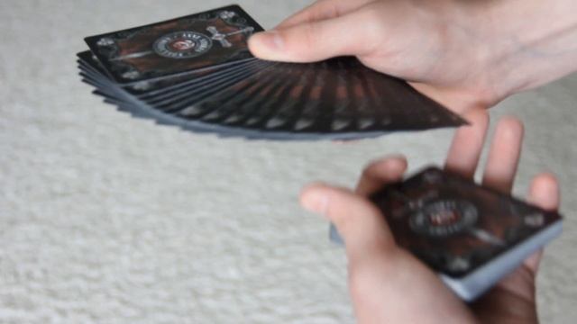 ОБУЧЕНИЕ ВЕЕРУ НА ОДНУ РУКУ смотреть онлайн