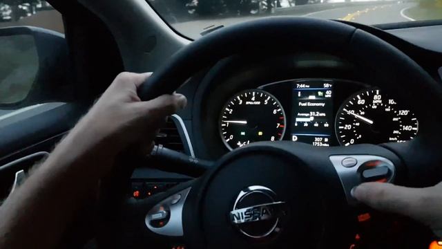 Habilitando o piloto automático (cruise control) no Nissan Sentra 2019