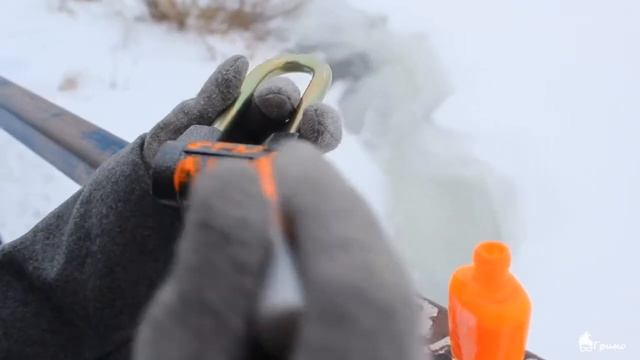 Грино и Аня повесили замок на мост всех влюблённых в Комарово. смотреть онлайн