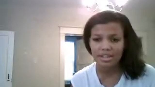 Naomi Ferrari singing "Slow Motion" By Karina Pasian смотреть онлайн