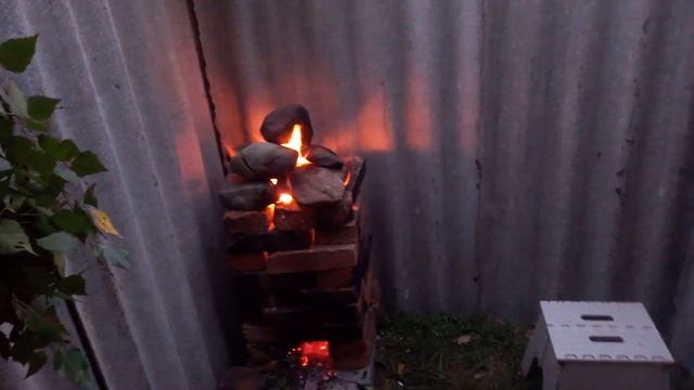Баня за 4 часа, вторая истопка, печь ракета в действии. смотреть онлайн