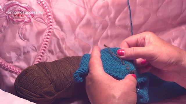 Как связать детскую шапочку спицами смотреть онлайн